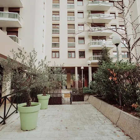 Studio W/ Balcony Near Paris By Guestready شقة بيتّو